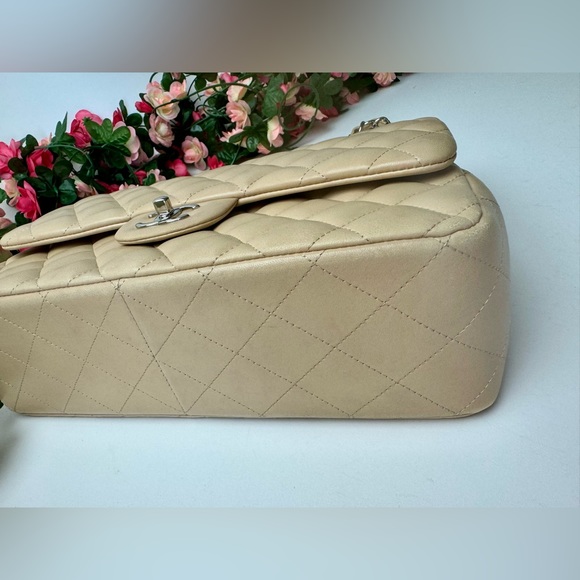 CHANEL JUMBO DOUBLE FLAP CLASSIC BEIGE - Picture 12 of 16